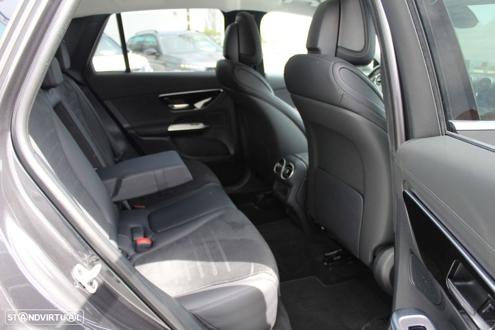 Mercedes-Benz GLC 300 de 4Matic - 21