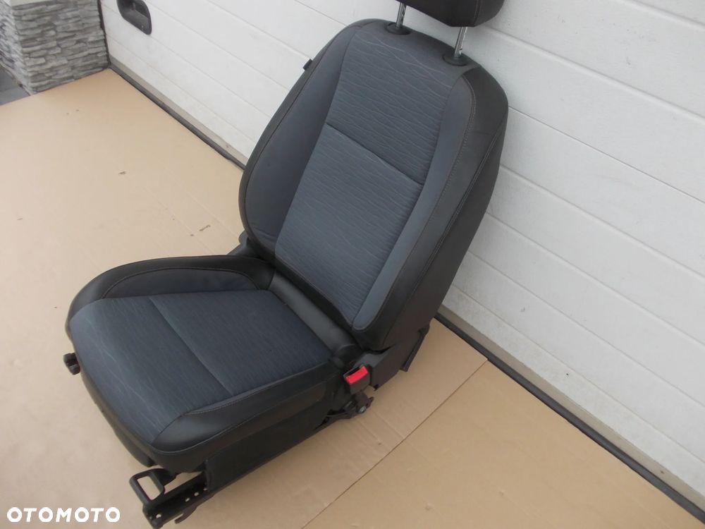 Komplet foteli Opel Mokka A europa - 30
