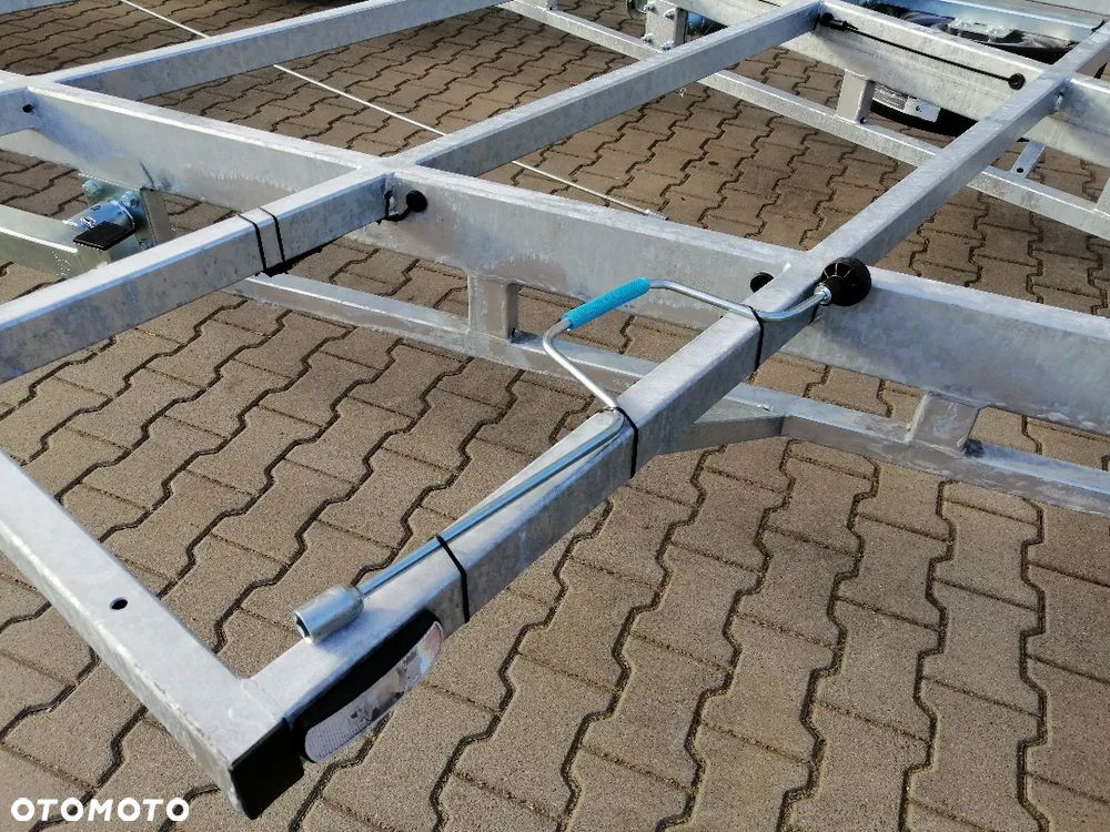 Besttrailers TINY HOUSE (Domki mobilne) 7,2x2,45 m DMC 3500 kg, 2 osie, 13", 4 podpory - 10