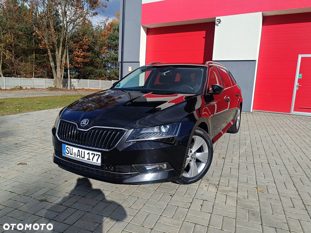 Skoda Superb Combi 2.0 TDI DSG Style - 1