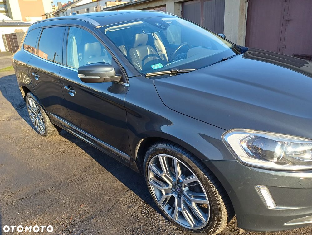 Volvo XC 60 D4 AWD Summum - 3