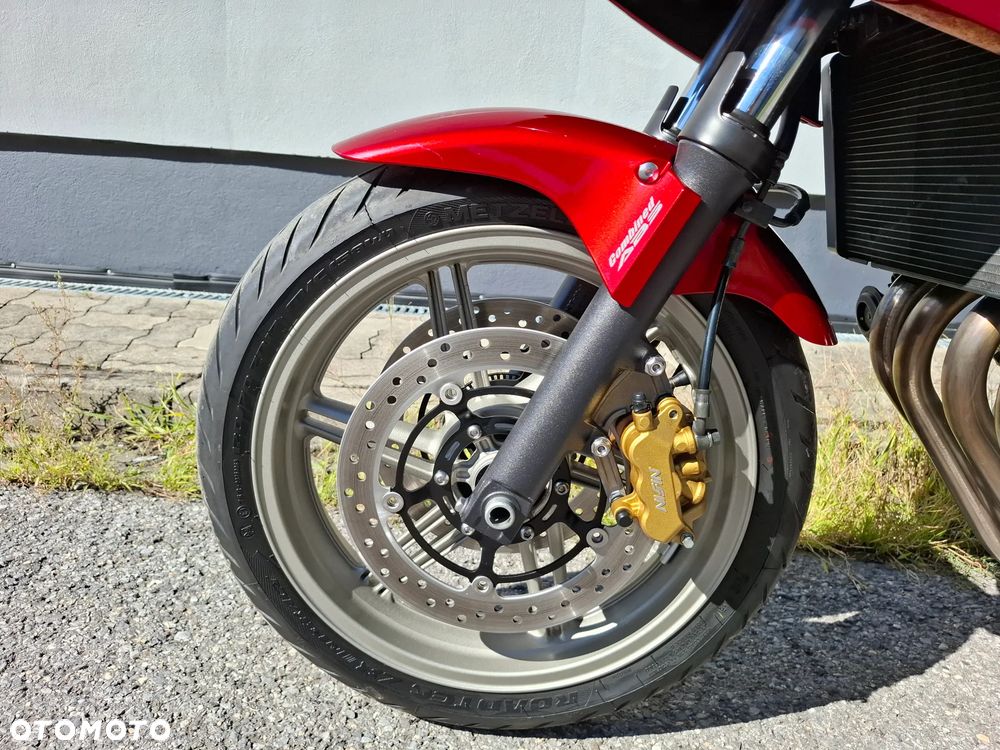 Honda CBF - 24