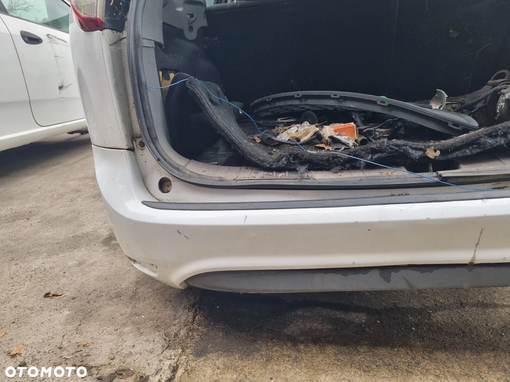 FORD FOCUS II MK2 04-11 2009 r. LIFT KOMBI kod 56 zderzak tył tylny * - 4