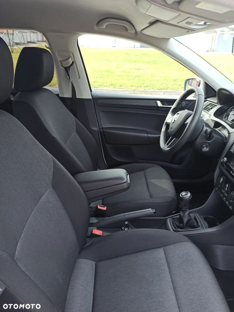 Skoda RAPID - 20