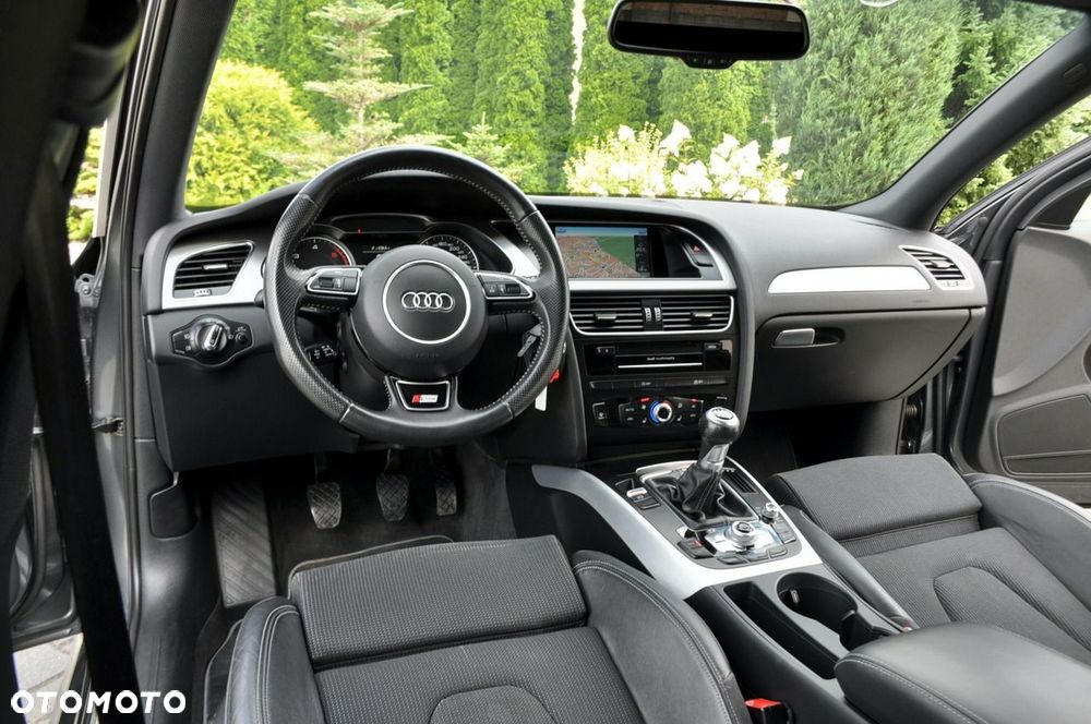 Audi A4 Avant - 30