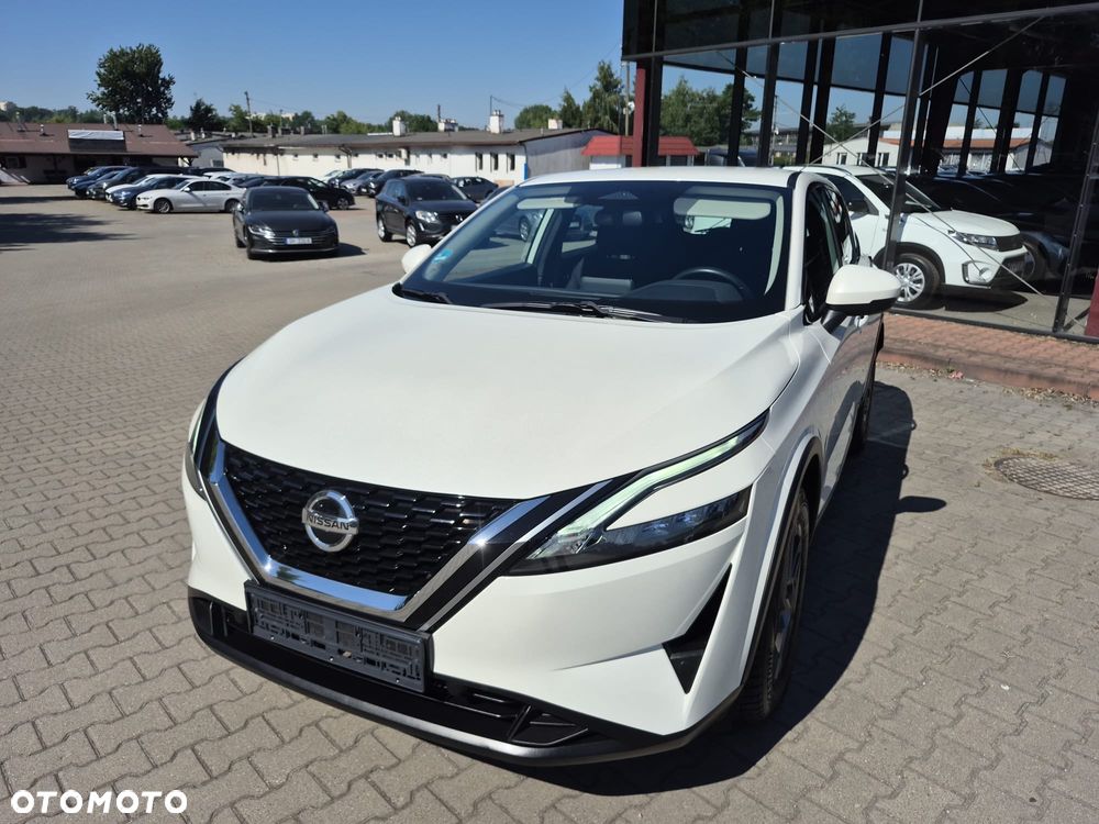 Nissan Qashqai - 1