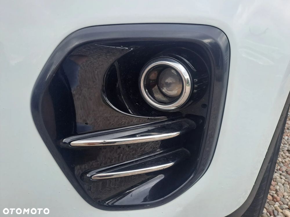 Kia Sportage - 7