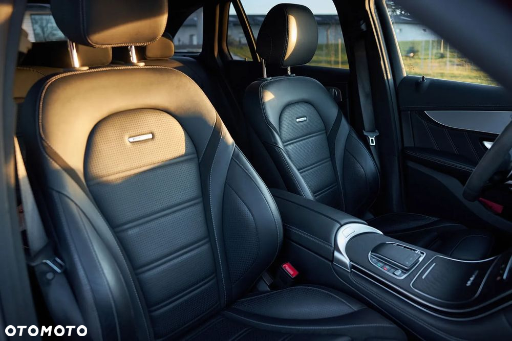 Mercedes-Benz GLC AMG 63 4-Matic+ - 21