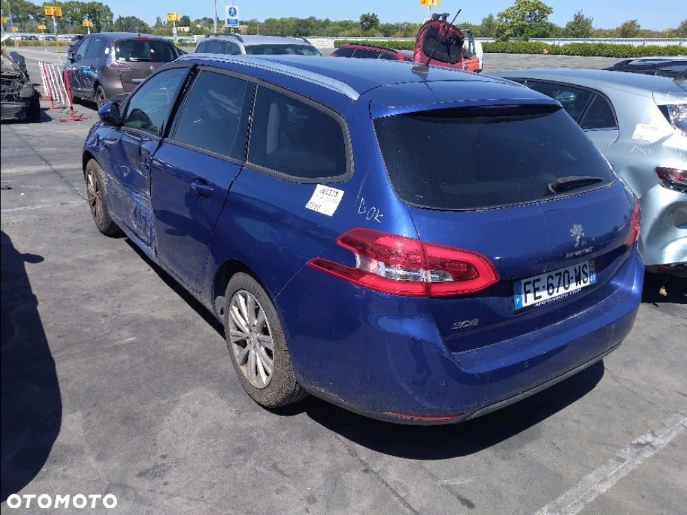 Peugeot 308 - 5