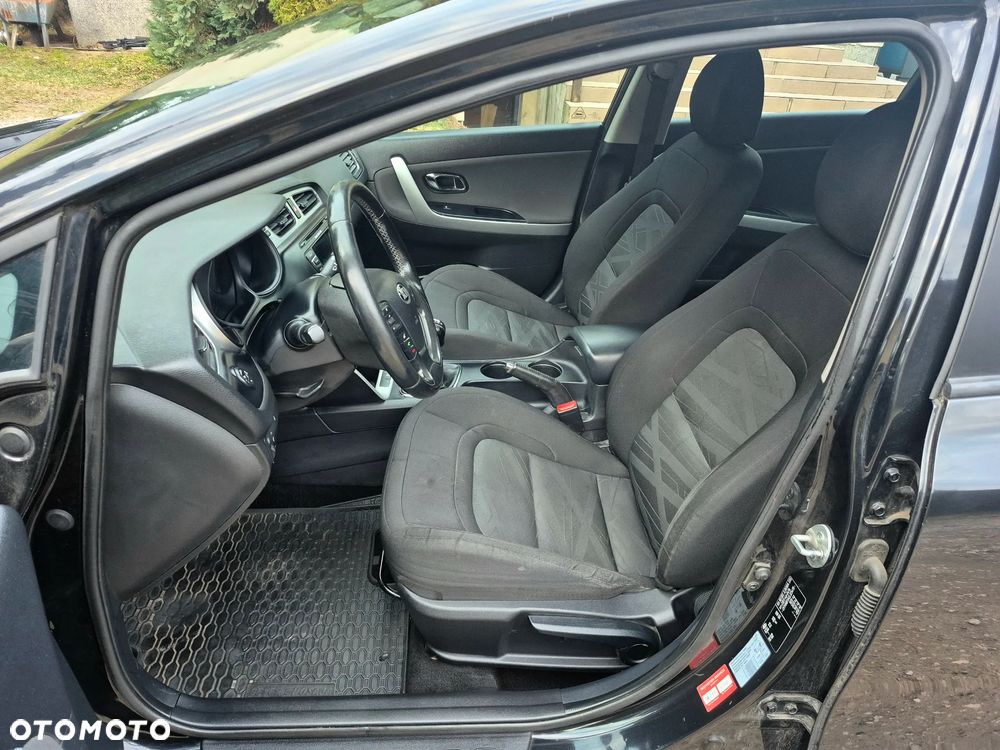 Kia Ceed ver-1-4-cvvt-dream--team-edition - 16