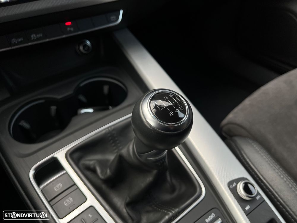 Audi A4 Avant 2.0 TDI S-line - 50