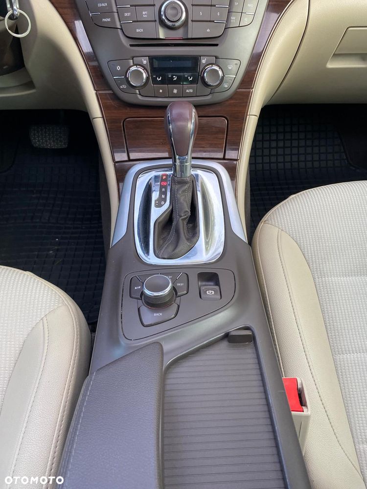 Opel Insignia 2.0 Turbo 150 Jahre - 24