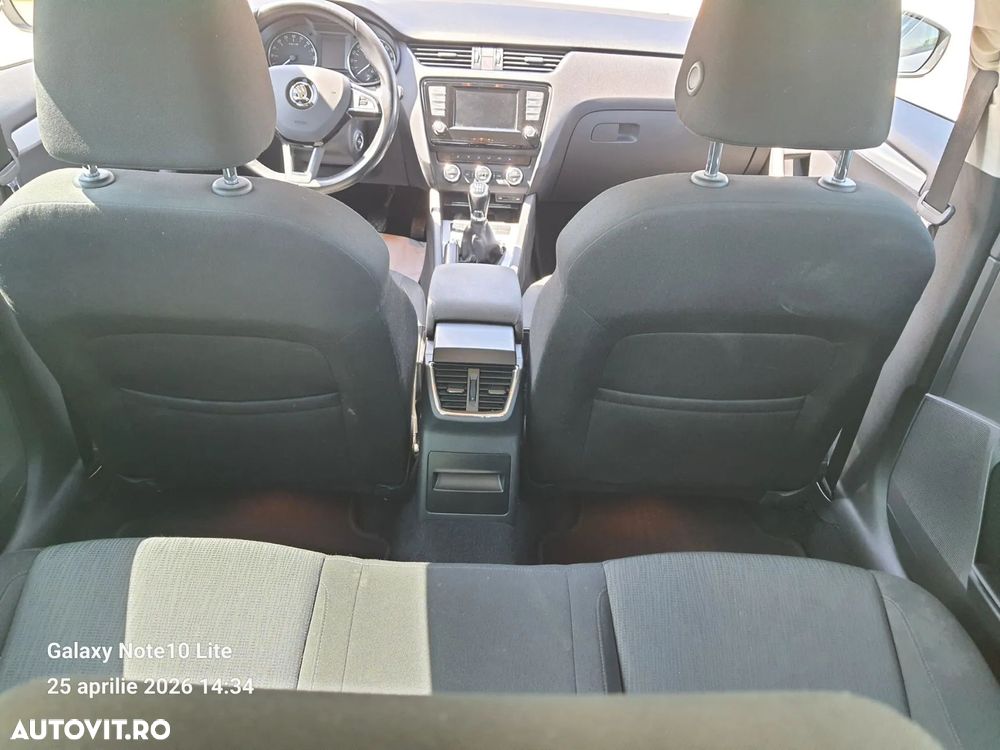 Skoda Octavia 2.0 TDI Style - 23