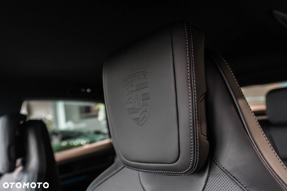 Porsche Macan - 32