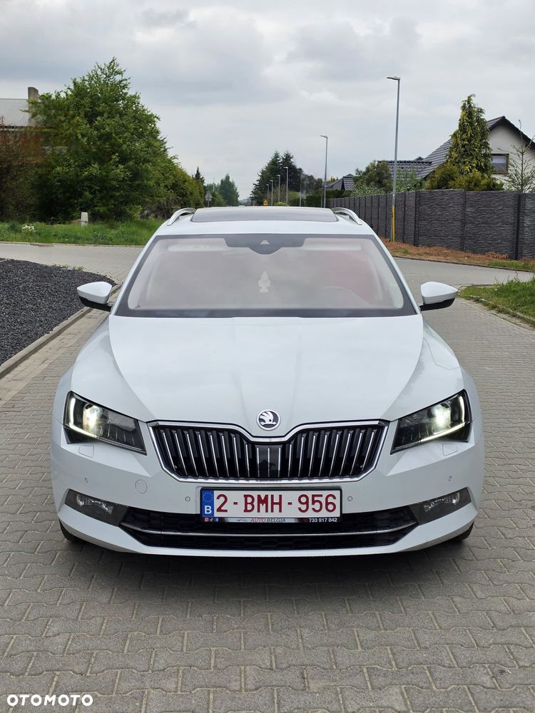 Skoda Superb 2.0 TDI Sportline - 3