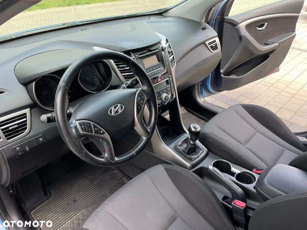 Hyundai i30 1.6 Style - 9