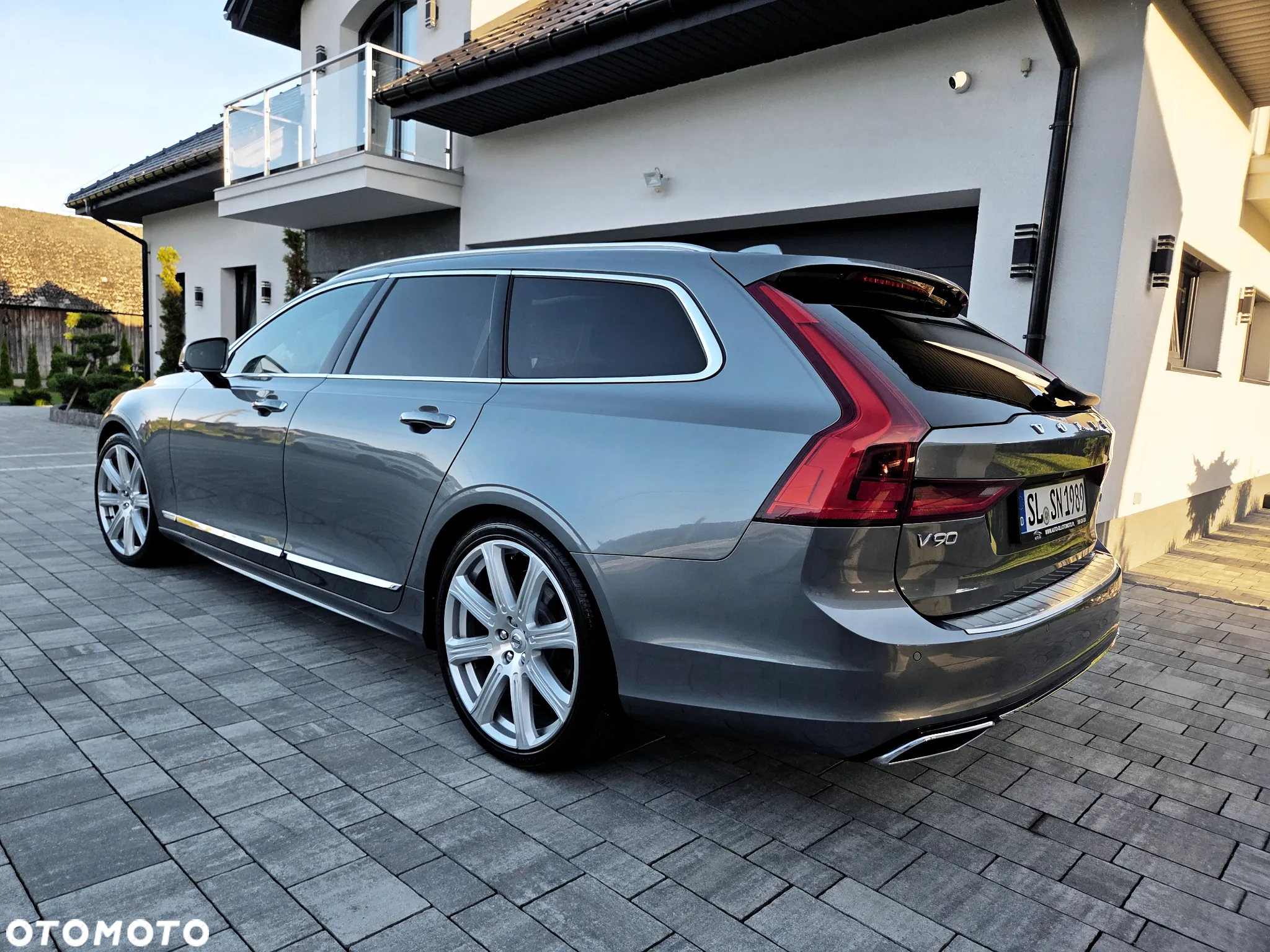 Volvo V90 D4 Inscription - 3