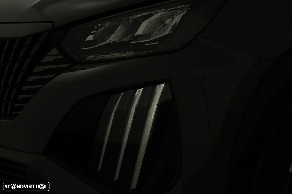 Peugeot 2008 1.2 PureTech Allure - 6