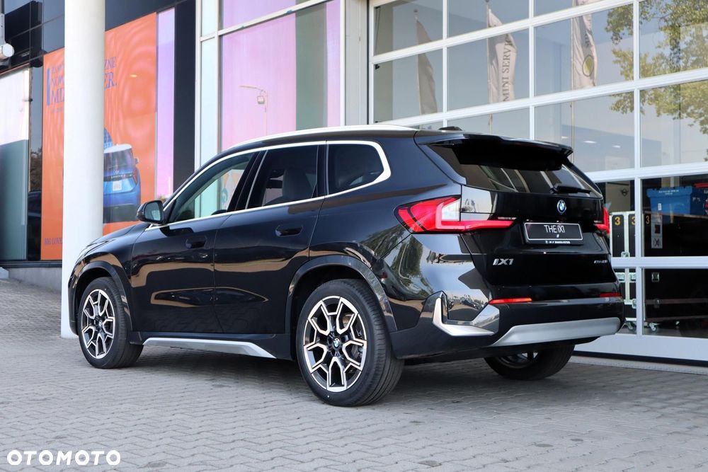 BMW iX1 eDrive20 66.5kWh xLine - 4