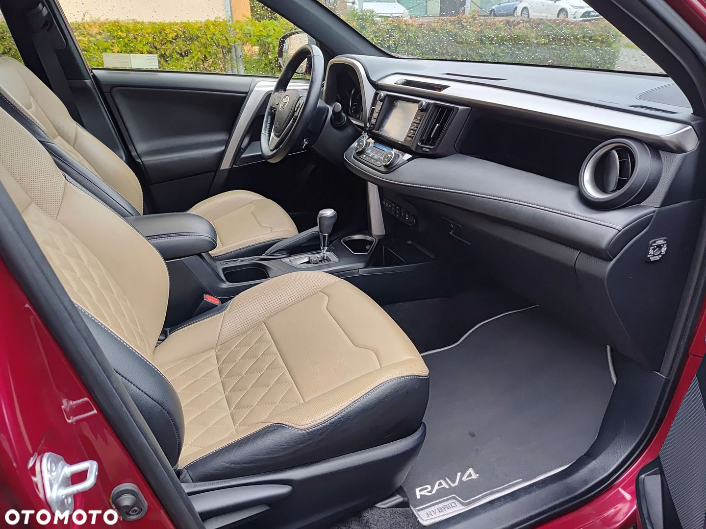 Toyota RAV4 - 6
