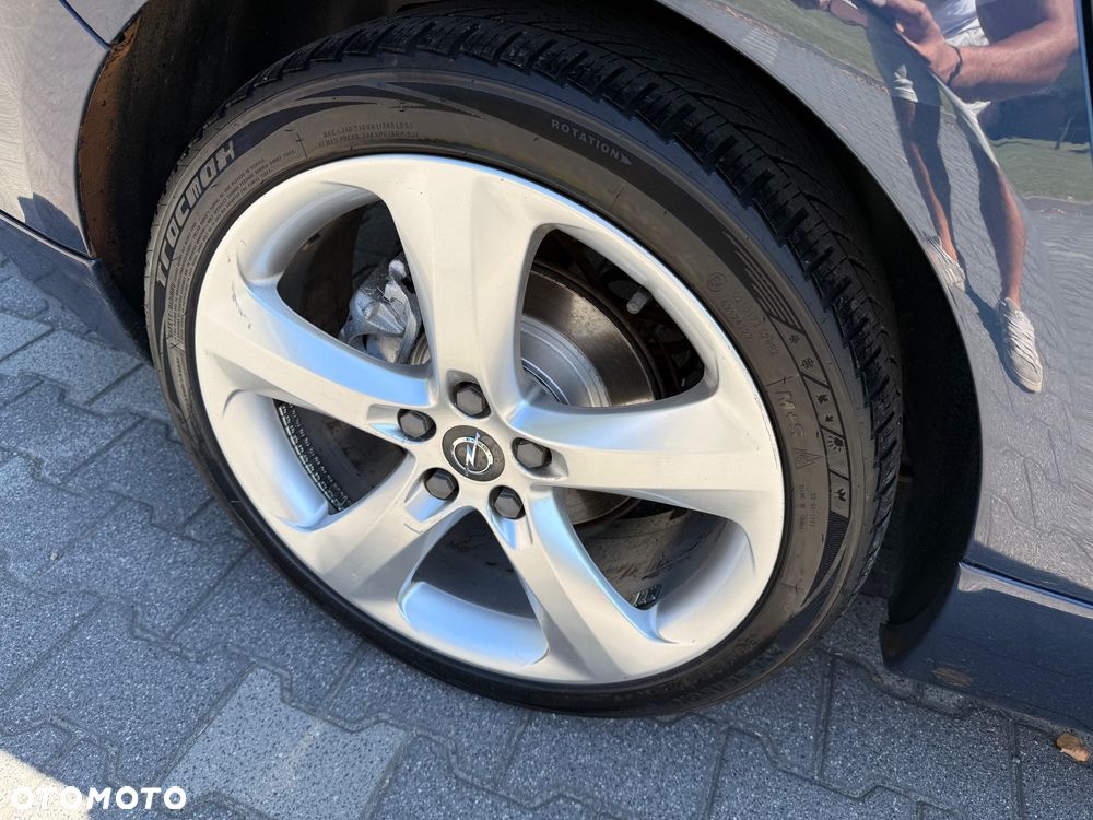 Opel Astra 1.6 Turbo Innovation - 11