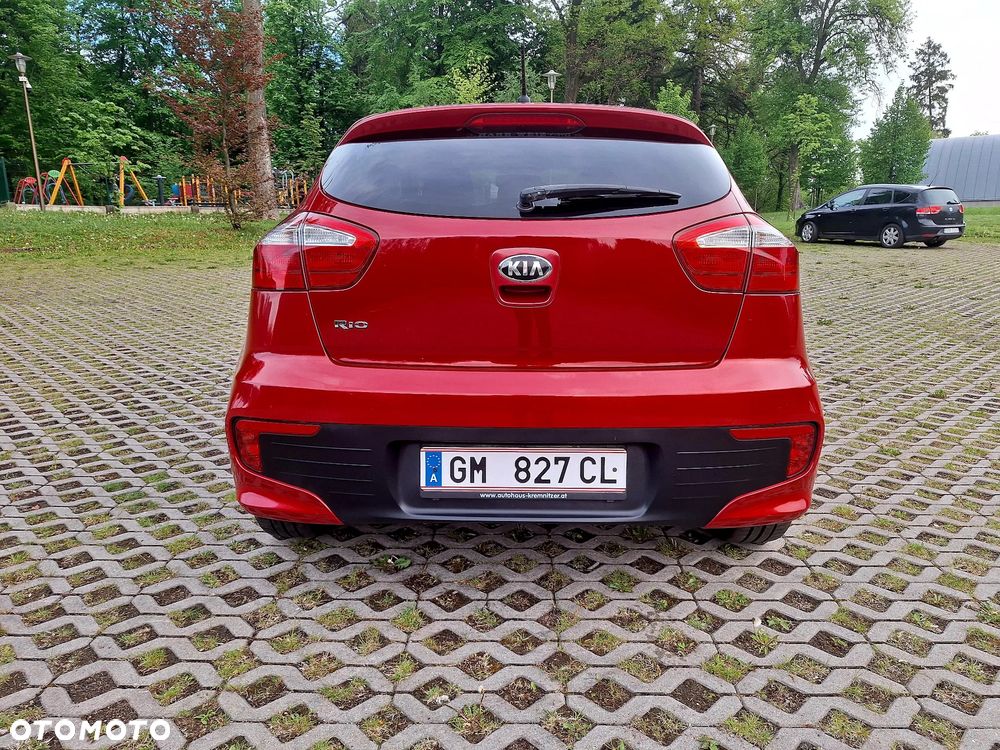 Kia Rio 1.2 Dream Team Edition - 7