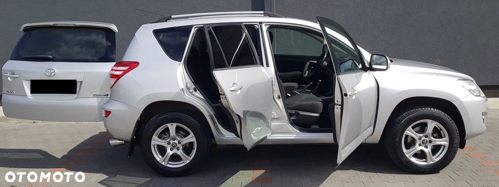 Toyota RAV4 - 13