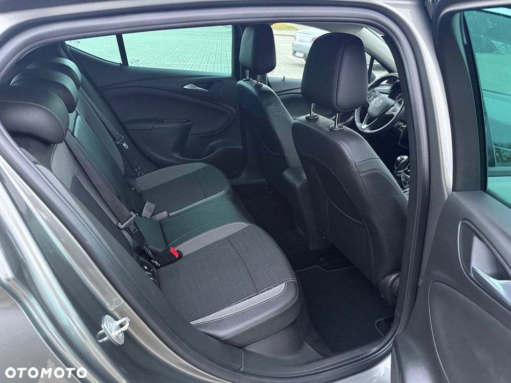 Opel Astra 1.5 D Start/Stop Ultimate - 13