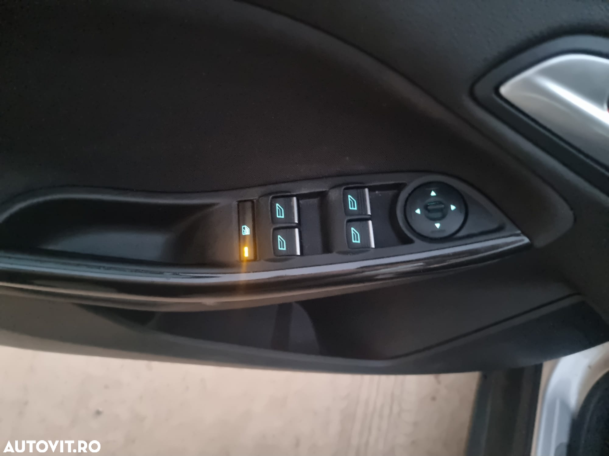 Ford Focus 1.5 EcoBlue Start-Stopp-System Aut. TITANIUM - 7