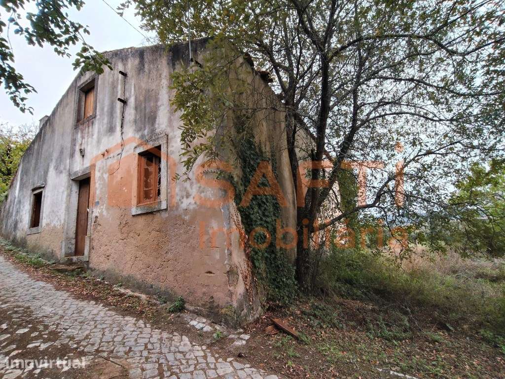 CASINHA DE CAMPO COM 116 MT2 EM ESTADO DE RUINA, COM 5000MT2 DE TER... - Grande imagem: 2/36
