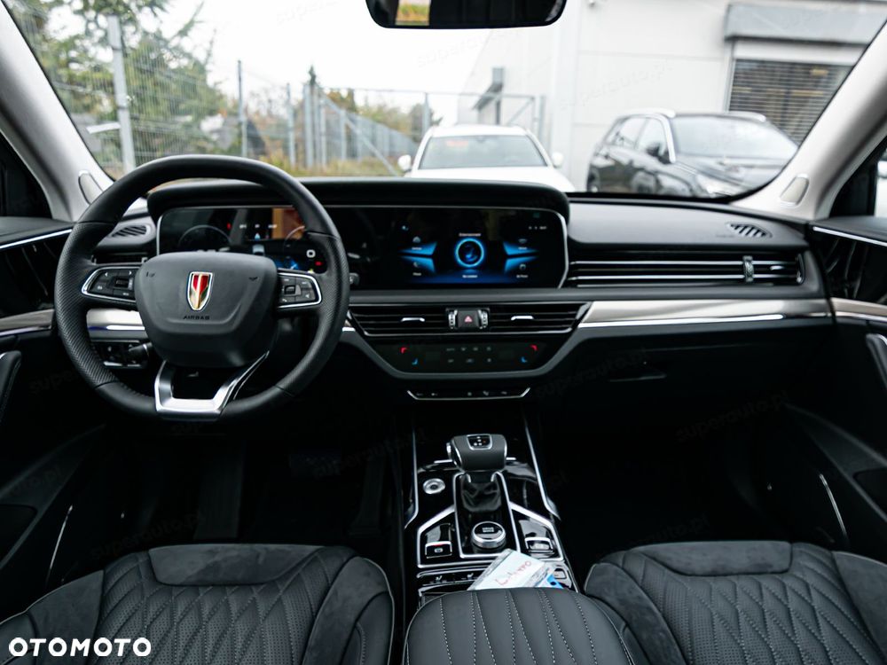 Hongqi HS5 2.0T AWD - 13