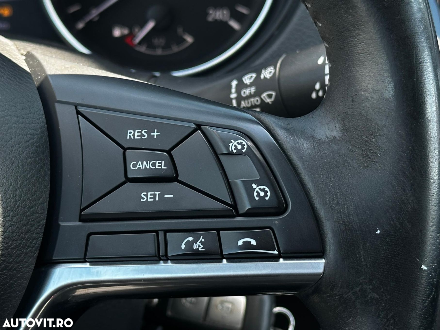 Nissan Qashqai - 14