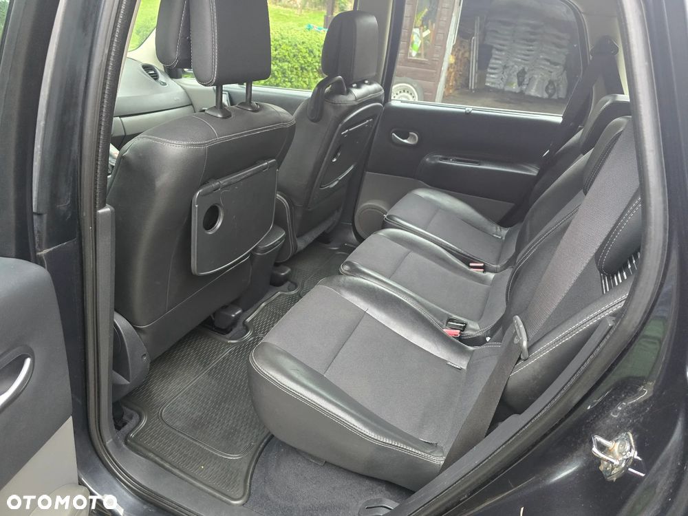 Renault Scenic 1.9 dCi Confort Authentique - 16