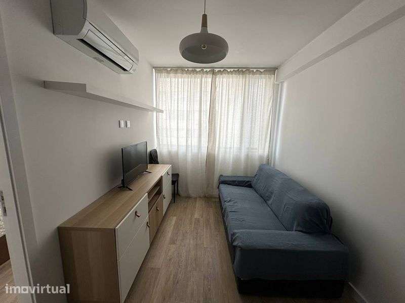 Alugo apartamento T1 acolhedor no centro histórico do Porto - Grande imagem: 4/9