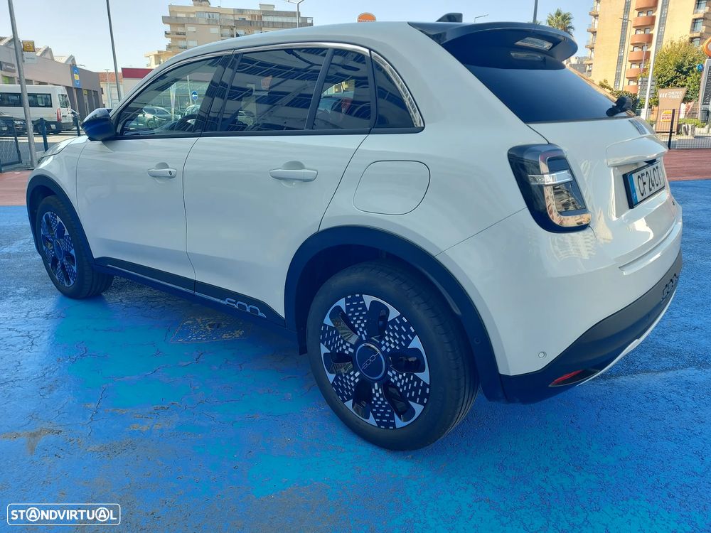 Fiat 600 1.2 Hybrid La Prima - 11