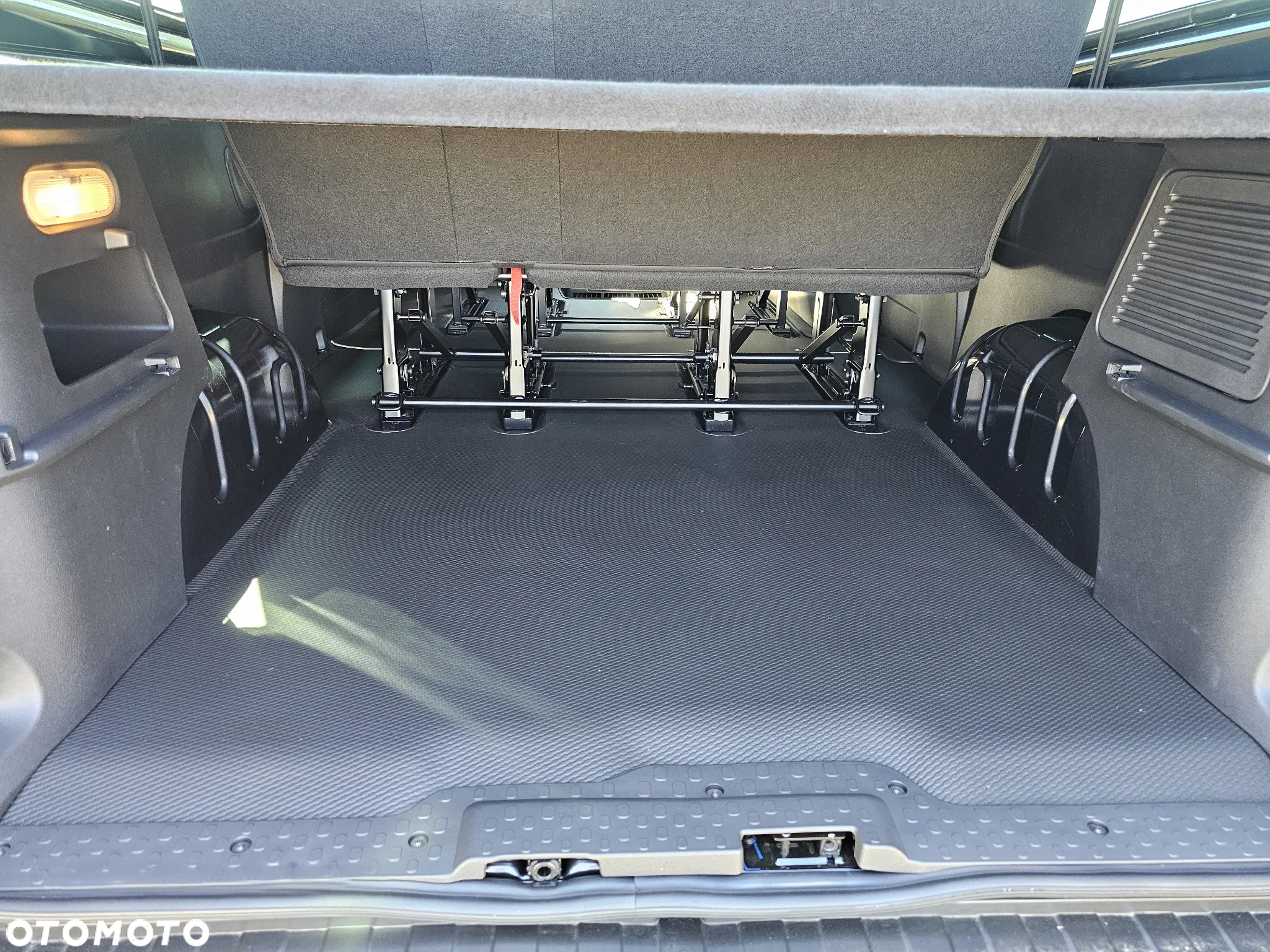 Renault Trafic - 10