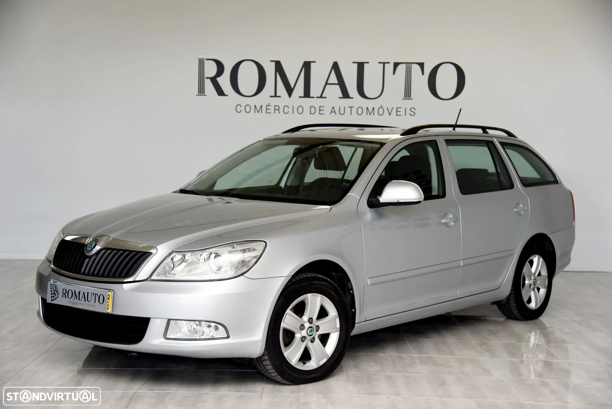 Skoda Octavia Break 1.6 TDi Ambiente DSG - 1