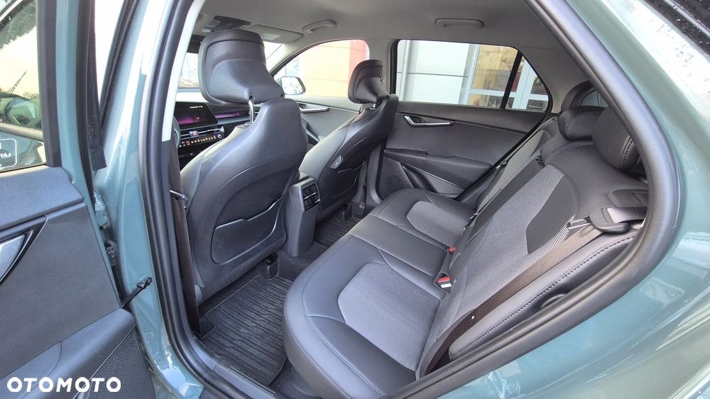 Kia Niro 1.6 GDI Hybrid L - 12