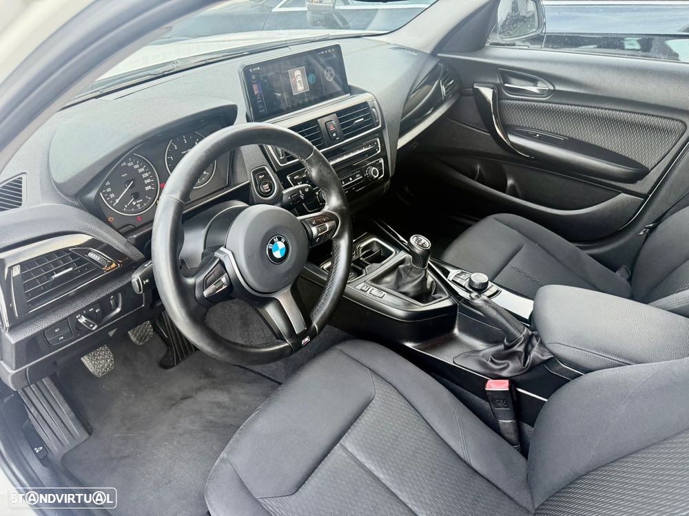 BMW 116 d Pack M - 10
