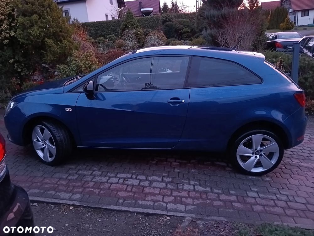 Seat Ibiza SC 1.4 16V Style - 4