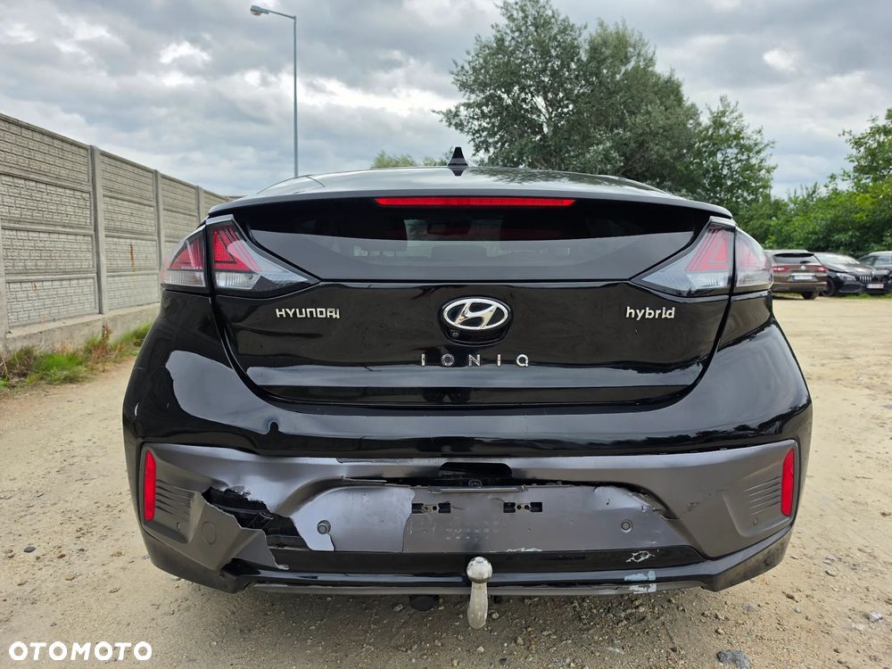 Hyundai IONIQ hybrid Platinum - 27