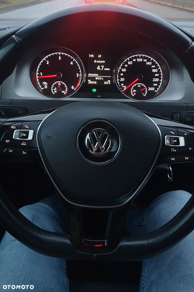 Volkswagen Golf 2.0 TDI (BlueMotion Technology) Comfortline - 11