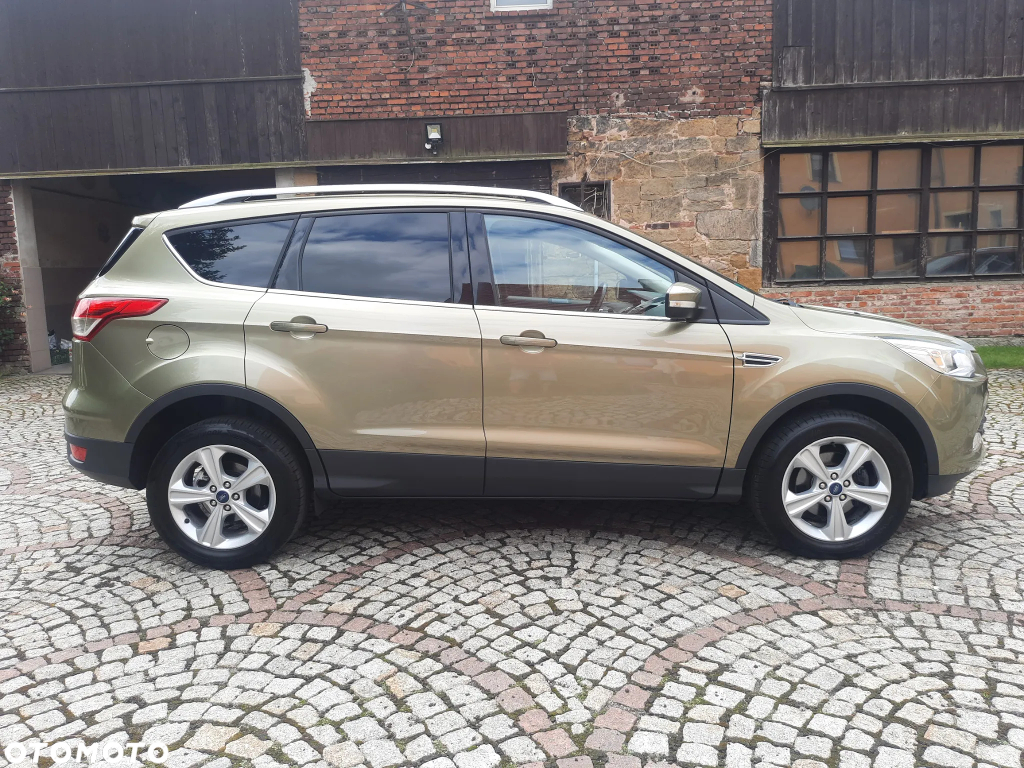 Ford Kuga 1.5 EcoBoost 2x4 Individual - 7