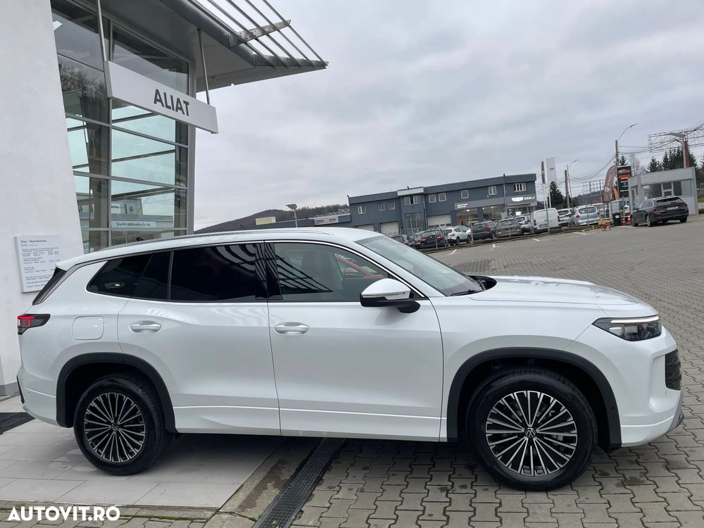 Volkswagen Tayron 2.0 TDI 4Motion DSG Life - 3