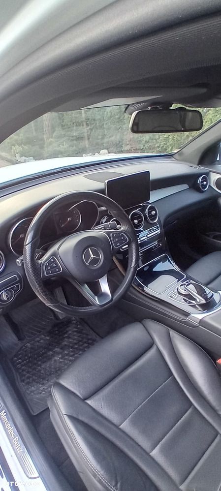 Mercedes-Benz GLC 300 4Matic 9G-TRONIC - 13