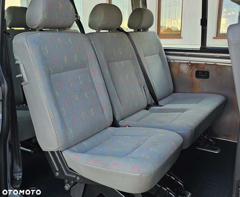 Volkswagen Transporter - 15