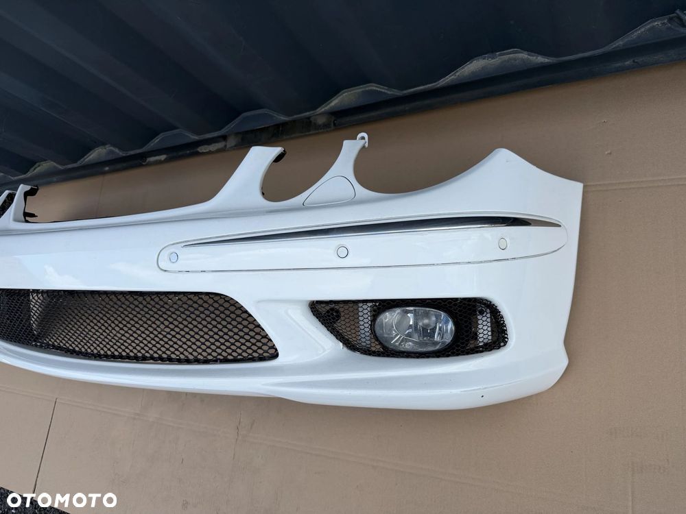 ZDERZAK PRZÓD MERCEDES E KLASA W211 55 AMG ORYGINAŁ SUPER STAN KOMPLETNY - 2