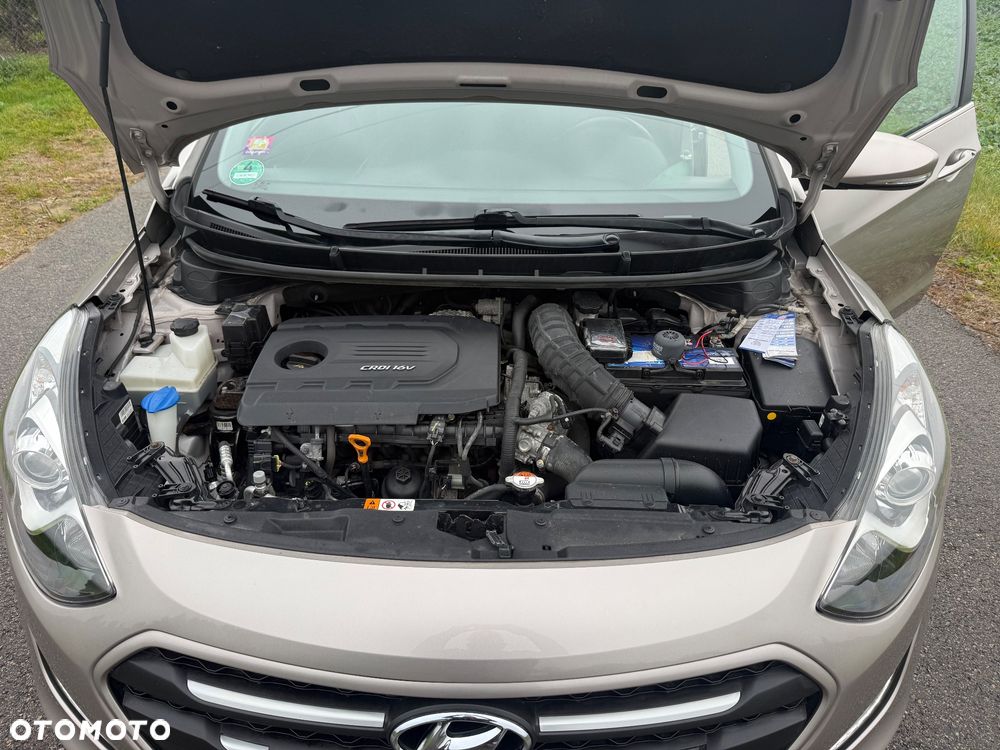 Hyundai i30 - 22