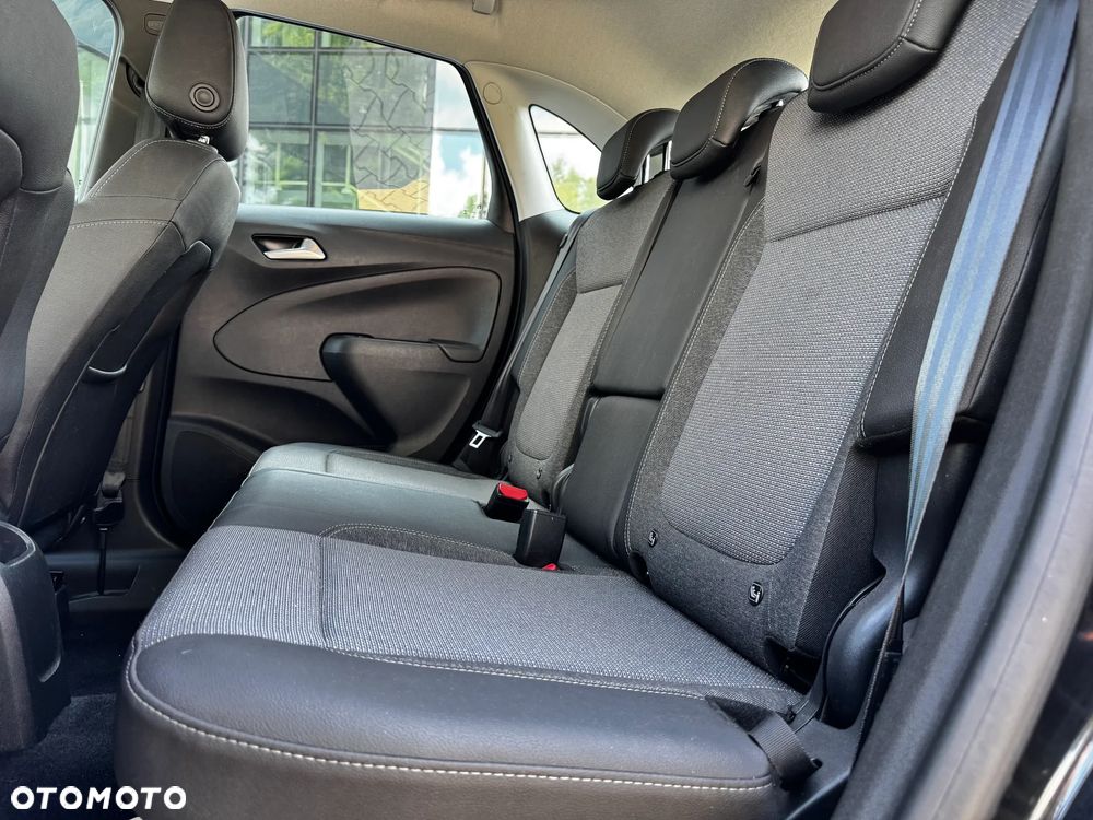Opel Crossland X - 16