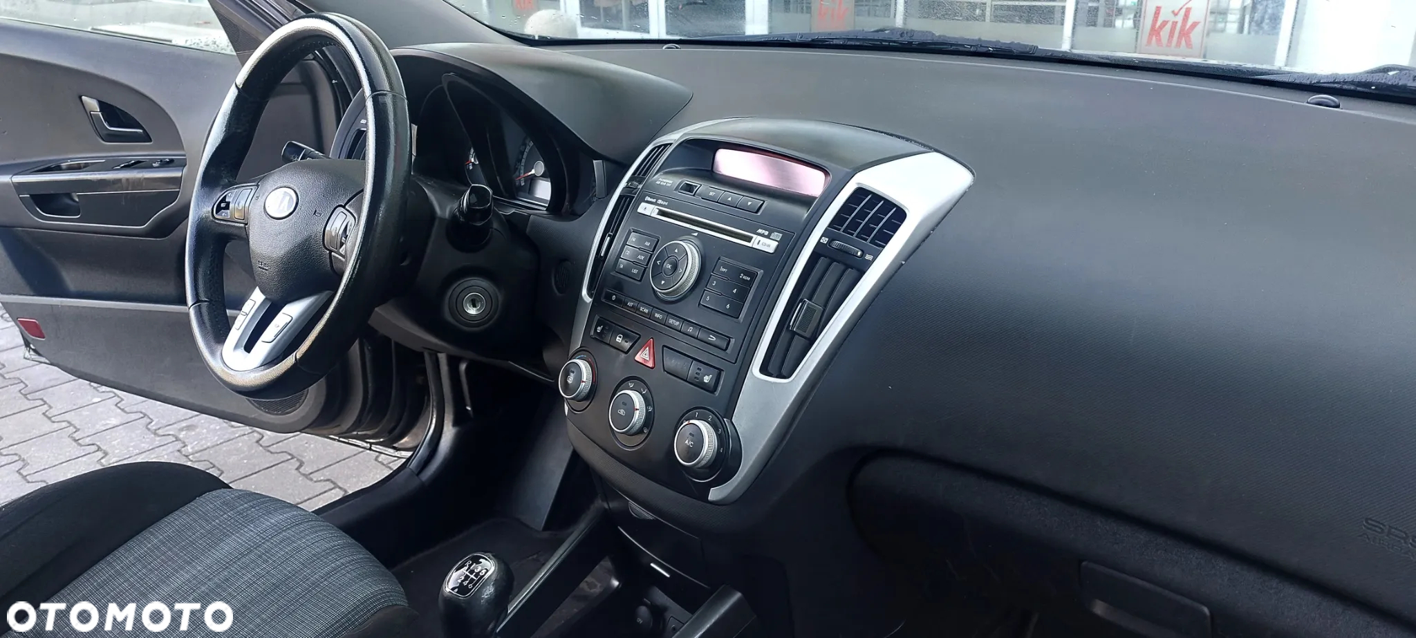 Kia Ceed 1.6 CVVT Dream-Team Edition - 7